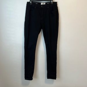 Lola size 31/10 black jeans. Excellent condition